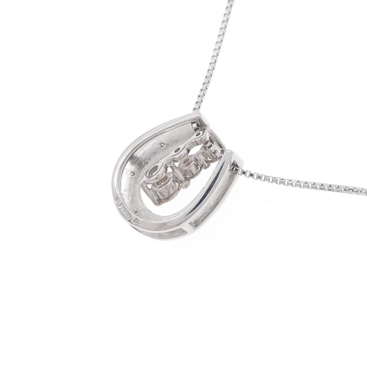 pt Diamond necklace