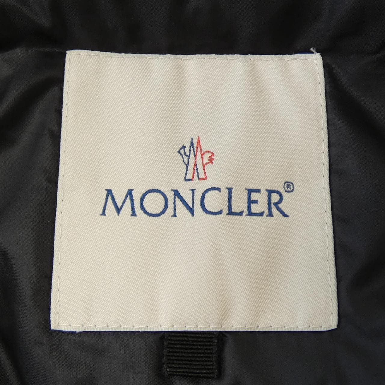 モンクレール MONCLER YAEKO ダウンジャケット