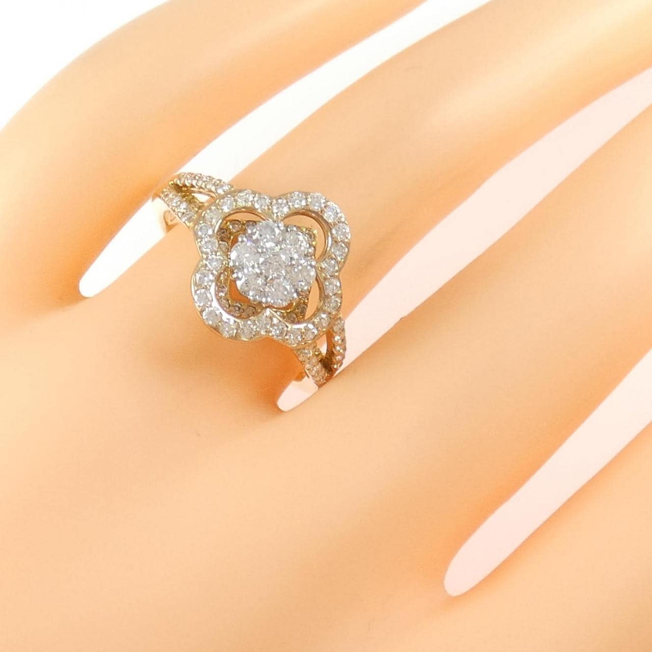 K18YG/PT900/K18PG フラワー ダイヤモンド リング 0.81CT