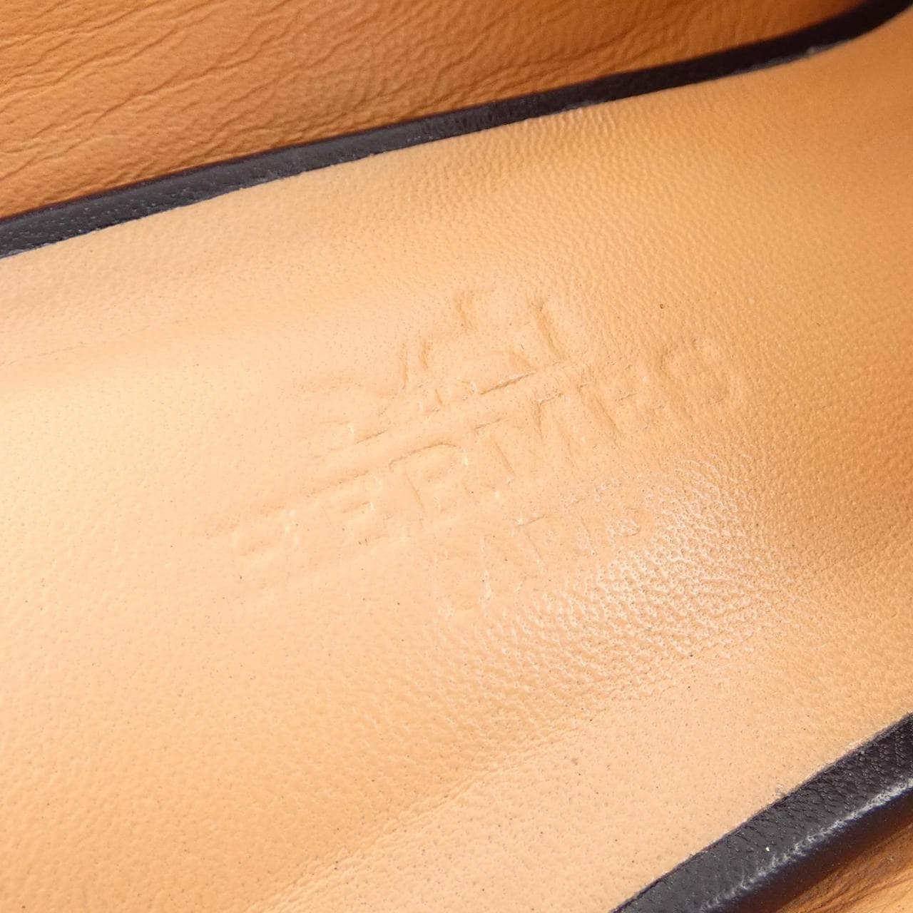 エルメス HERMES リヴォリ 181066Z サンダル