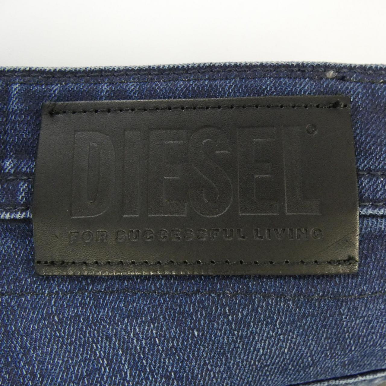 ディーゼル DIESEL ジーンズ