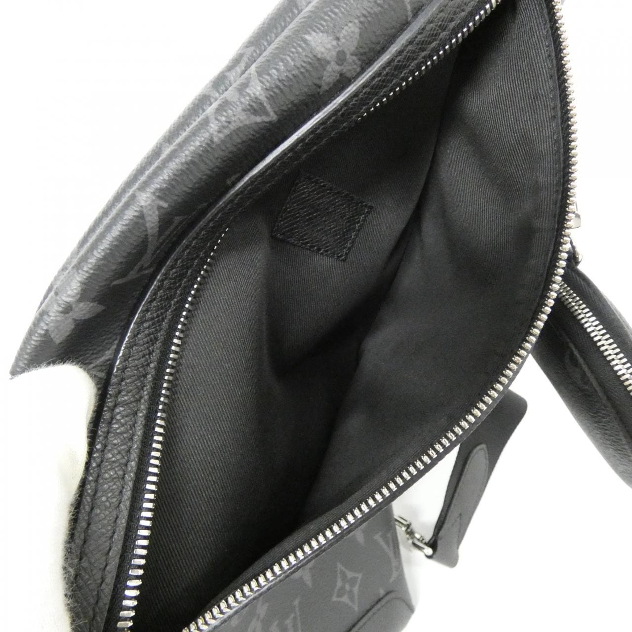 ルイヴィトン タイガ ラマ デュオ スリングバッグ M30936 ショルダーバッグ