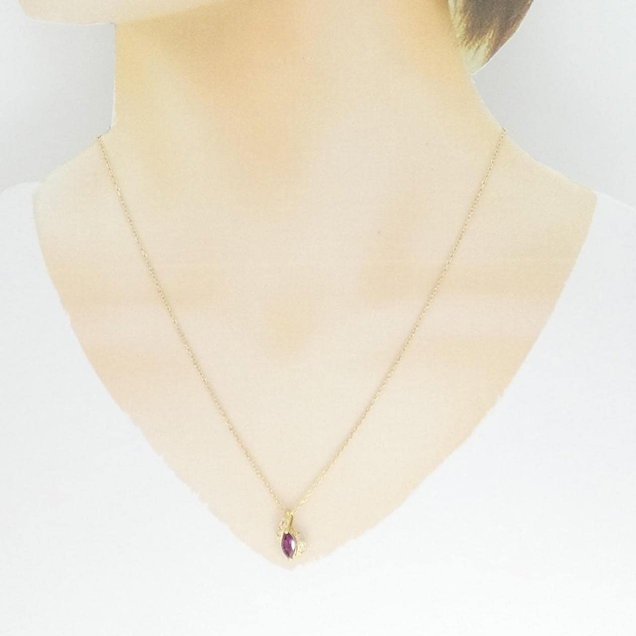 K18YG Garnet necklace 0.30CT
