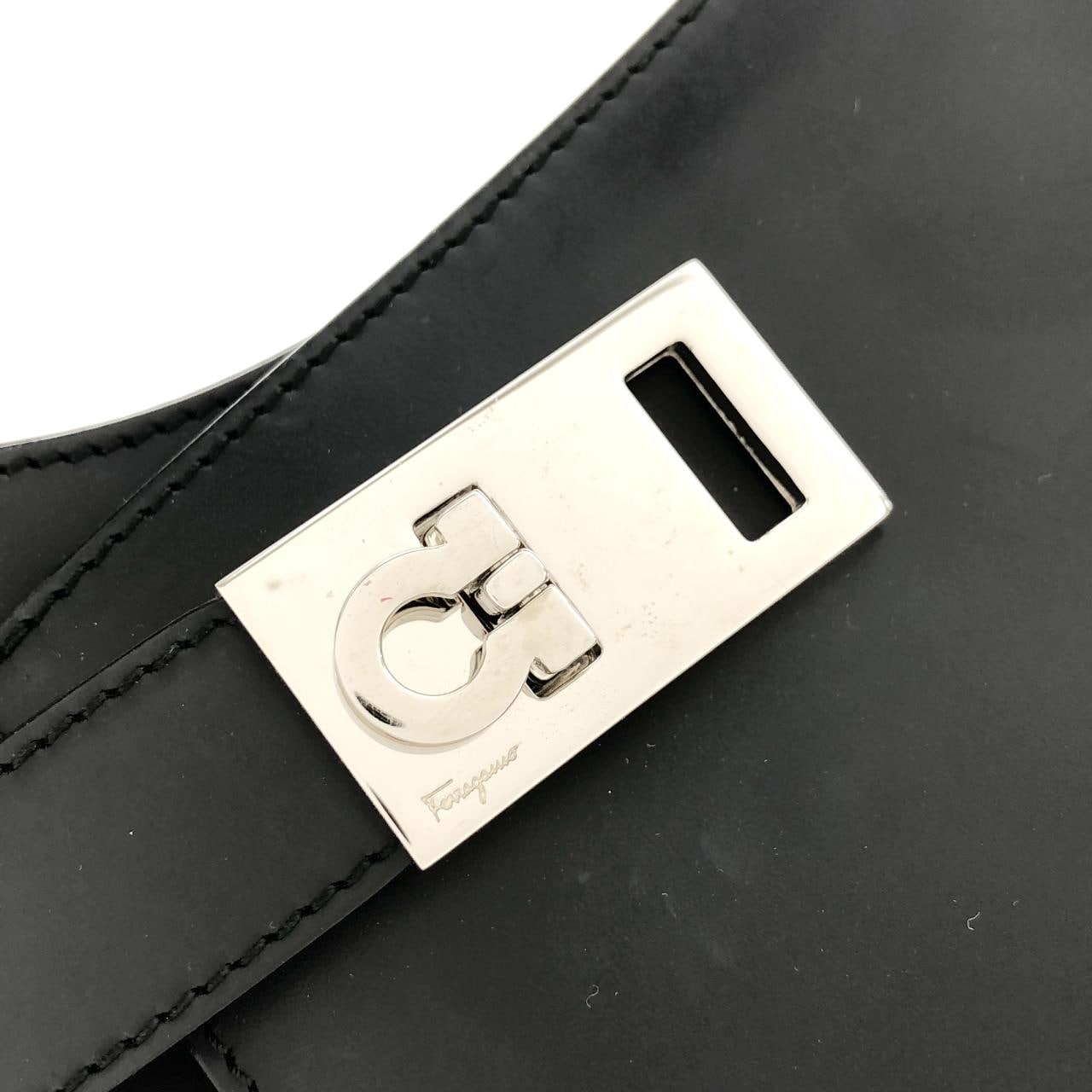 [vintage] SALVATORE FERRAGAMO 21 0348 Shoulder Bag