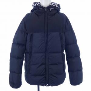 モンクレール MONCLER ダウンジャケット