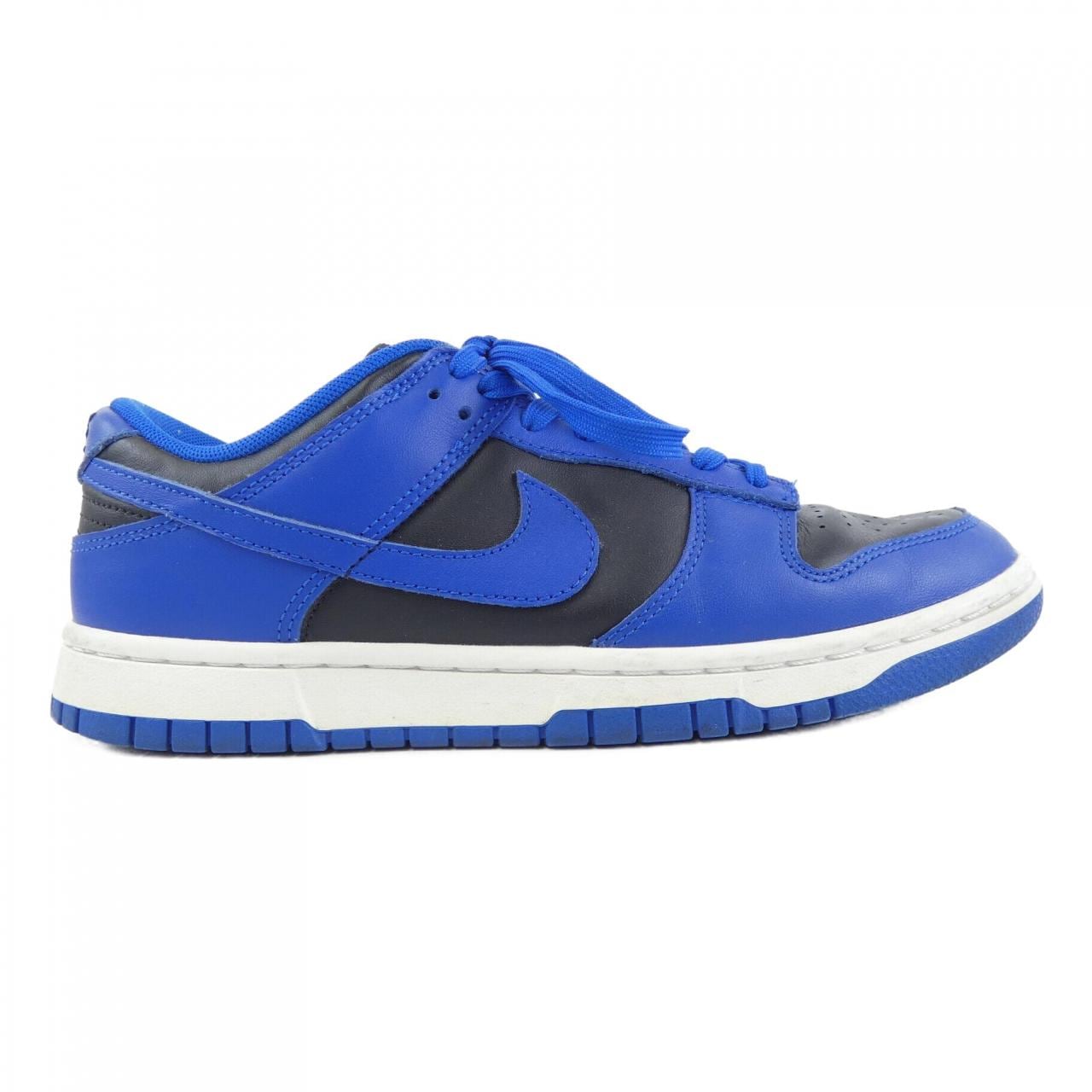 ナイキ NIKE スニーカー
