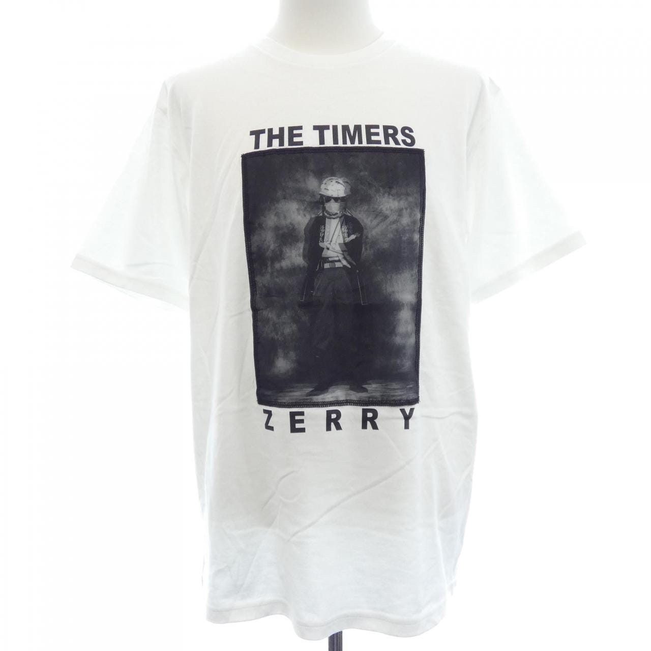 MEDICOM TOY LIFE EN Tシャツ