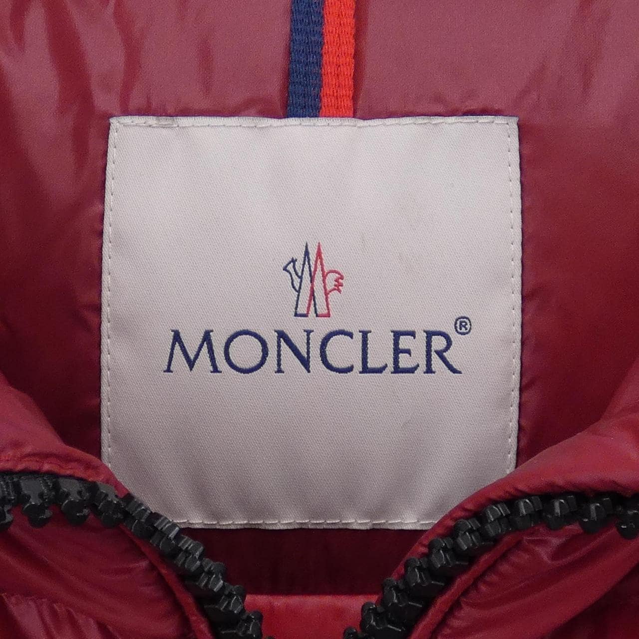 モンクレール MONCLER ダウンジャケット