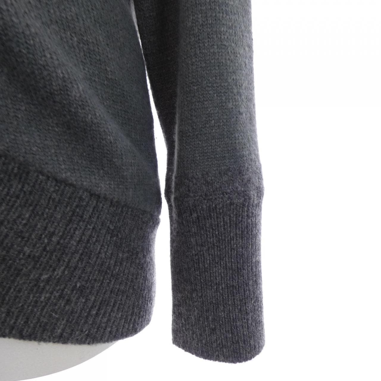 ブルネロクチネリ BRUNELLO CUCINELLI カーディガン