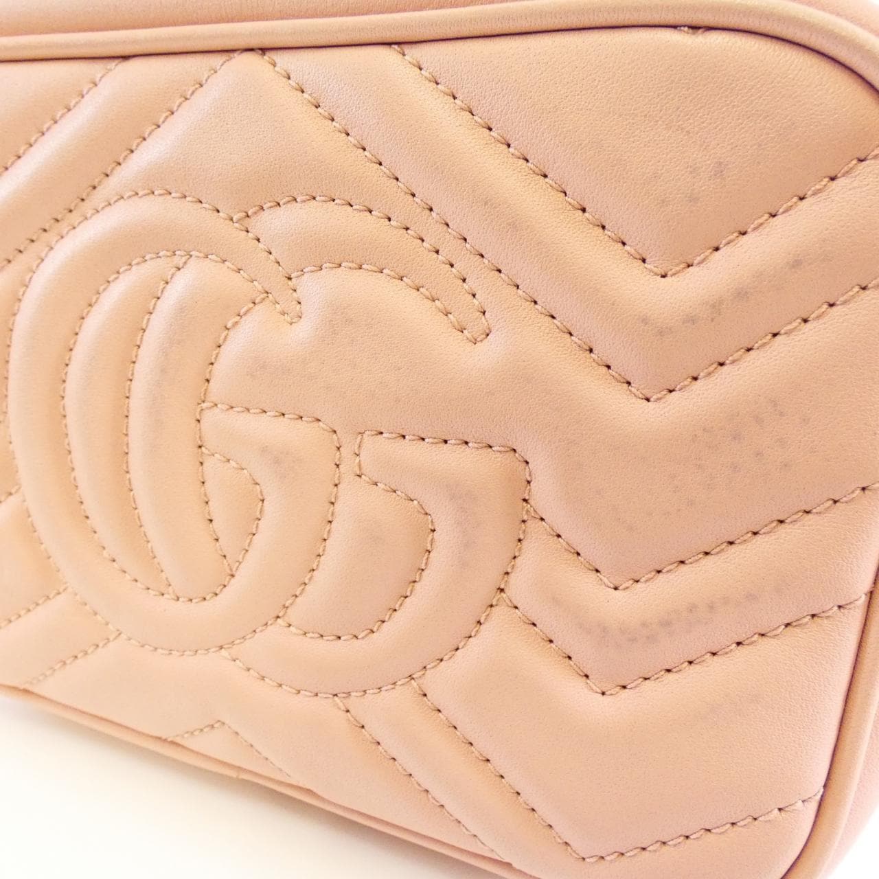 グッチ GG MARMONT 448065 DTD1T ショルダーバッグ