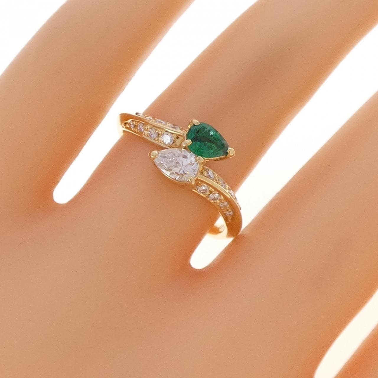 K18YG エメラルド リング 0.27CT
