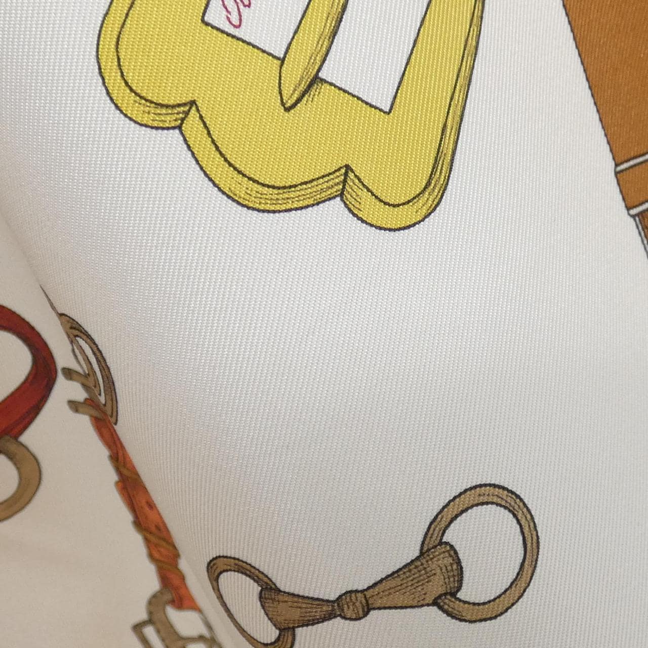 エルメス LES CHEVAUX DE CHAINES カレ 004096S スカーフ