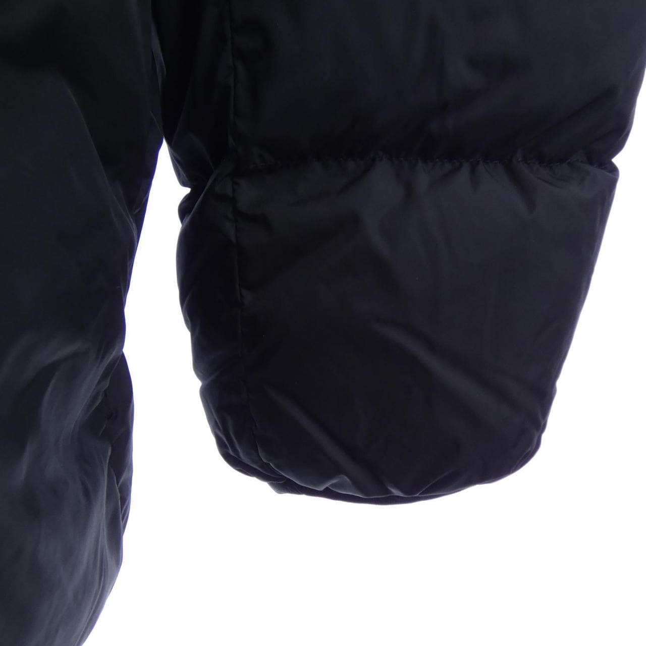 モンクレール MONCLER MONTCLA ダウンジャケット