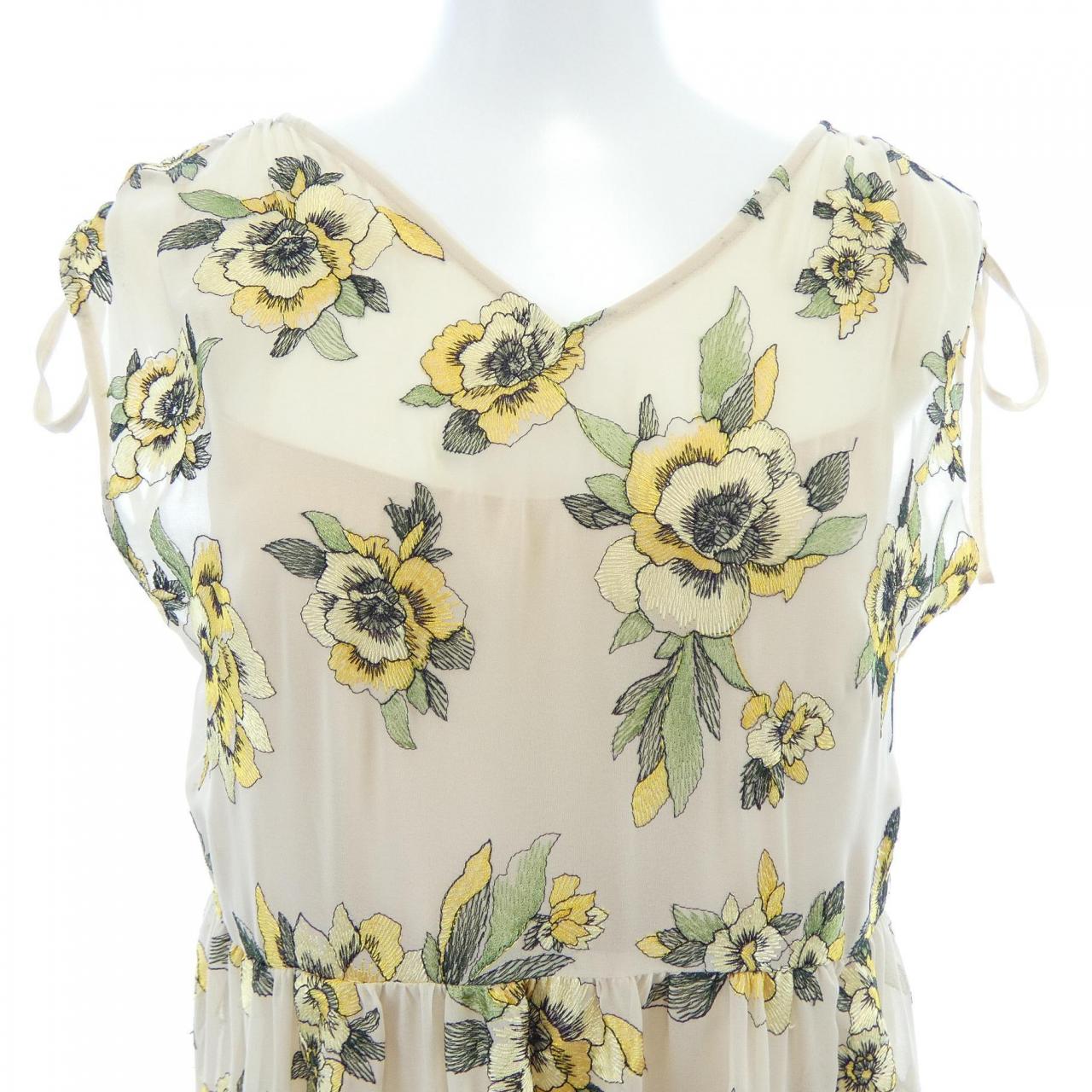 グレースコンチネンタル GRACE CONTINENTAL 31124-00 ワンピース