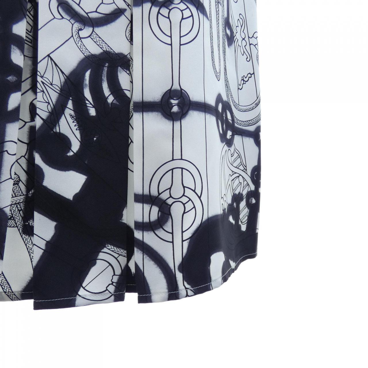 エルメス HERMES CLIQUETIS TATTOO AQUARELLE 2E0305DW ツイルレーヌ スカート
