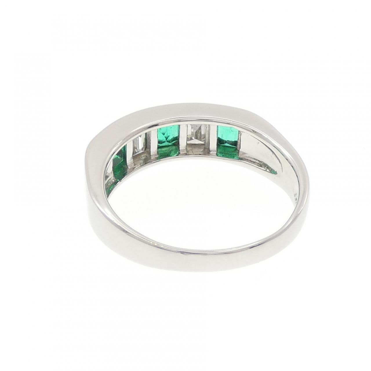 PT900 エメラルド リング 0.994CT