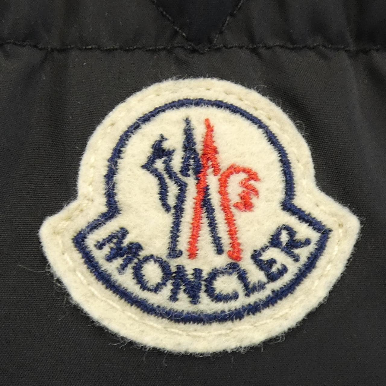 モンクレール MONCLER CLUNY ダウンジャケット