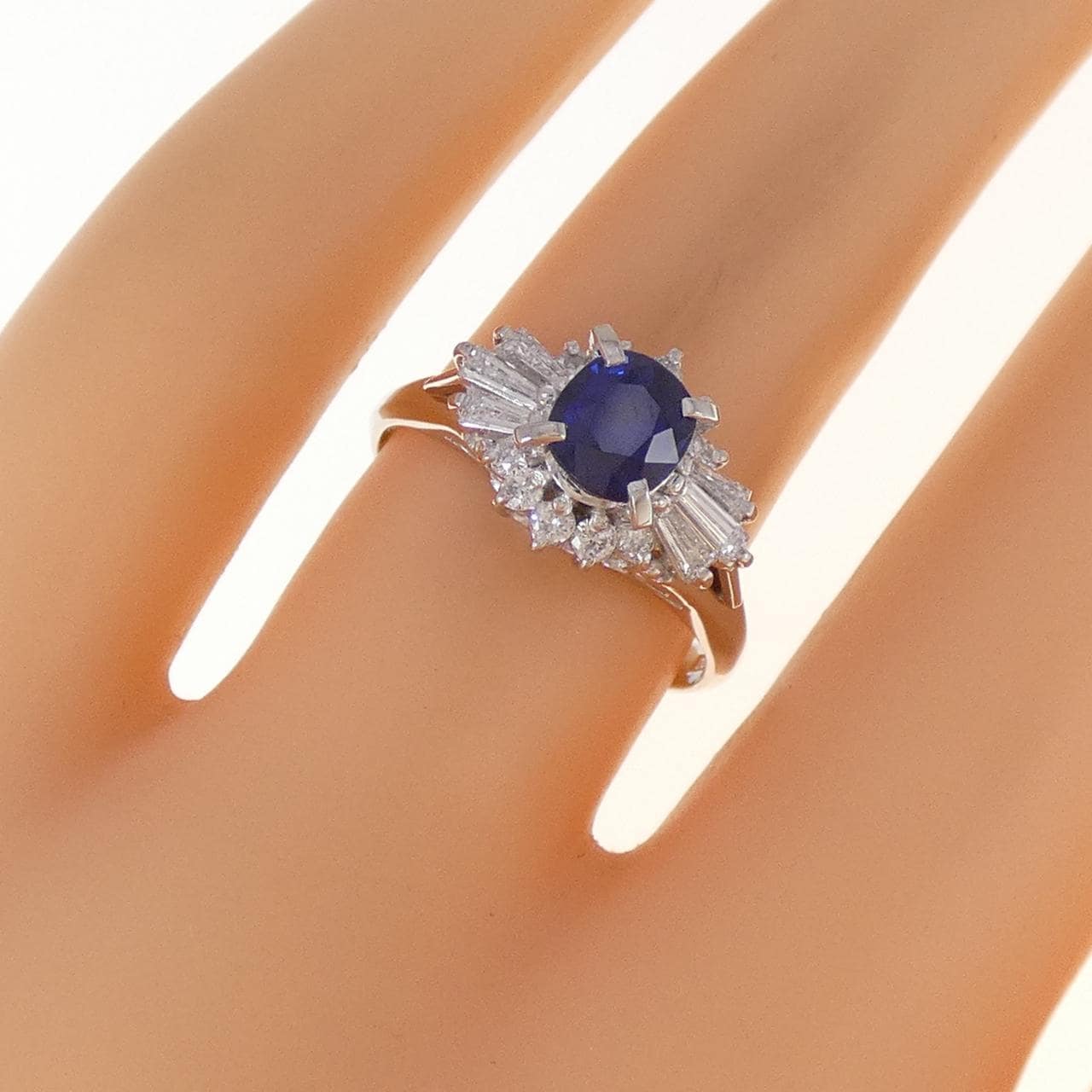 PT900 サファイヤ リング 0.89CT