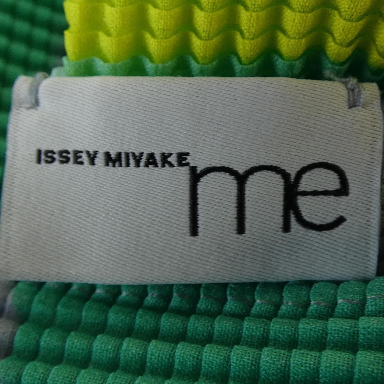 ミーイッセイミヤケ me ISSEY MIYAKE MI53FK396 SOMEWHERE トップス
