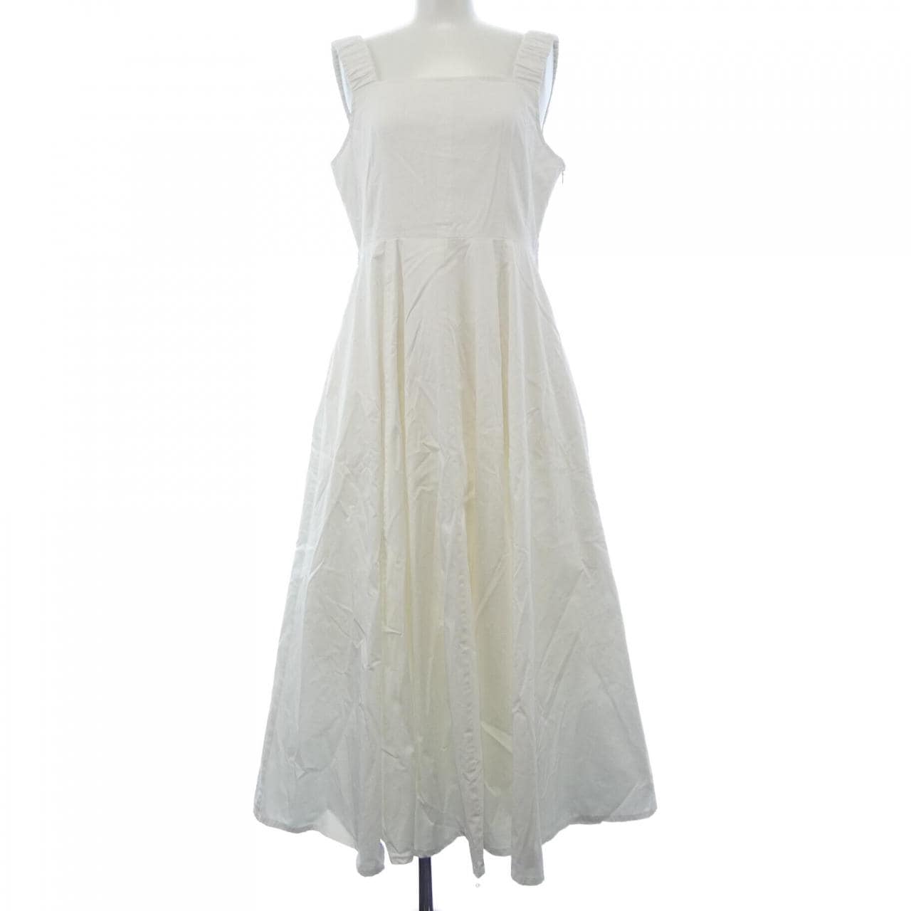 L.elu ワンピース