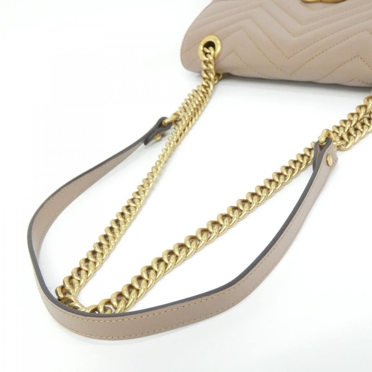 グッチ GG MARMONT 443497 DTDIT ショルダーバッグ