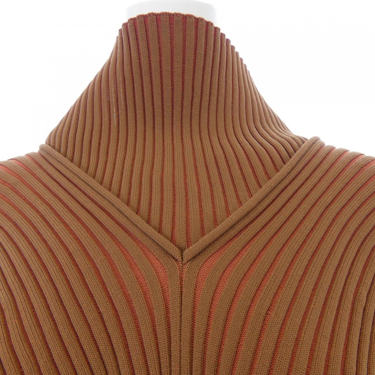 イッセイミヤケ ISSEY MIYAKE IM23KN254/2 トップス