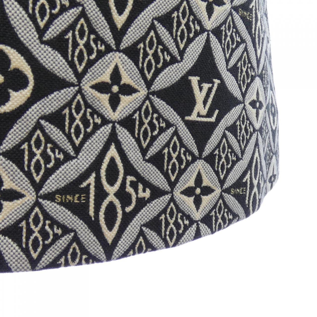 ルイヴィトン LOUIS VUITTON SINCE1854 FSK04ZFK スカート