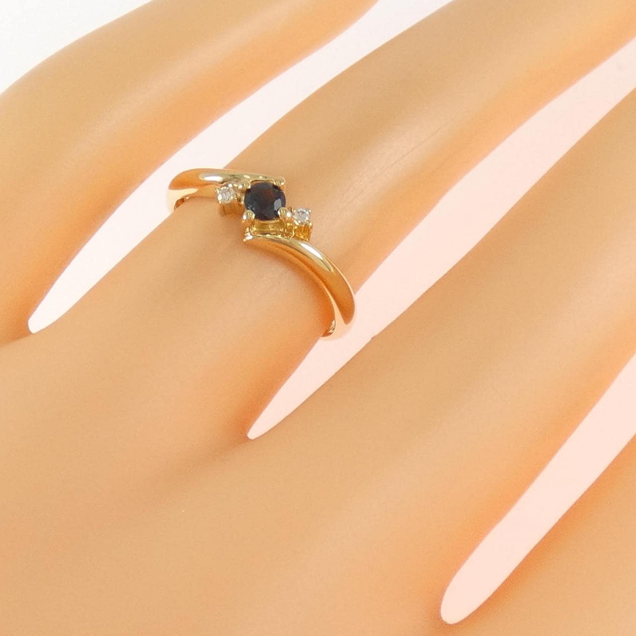 K18YG sapphire ring