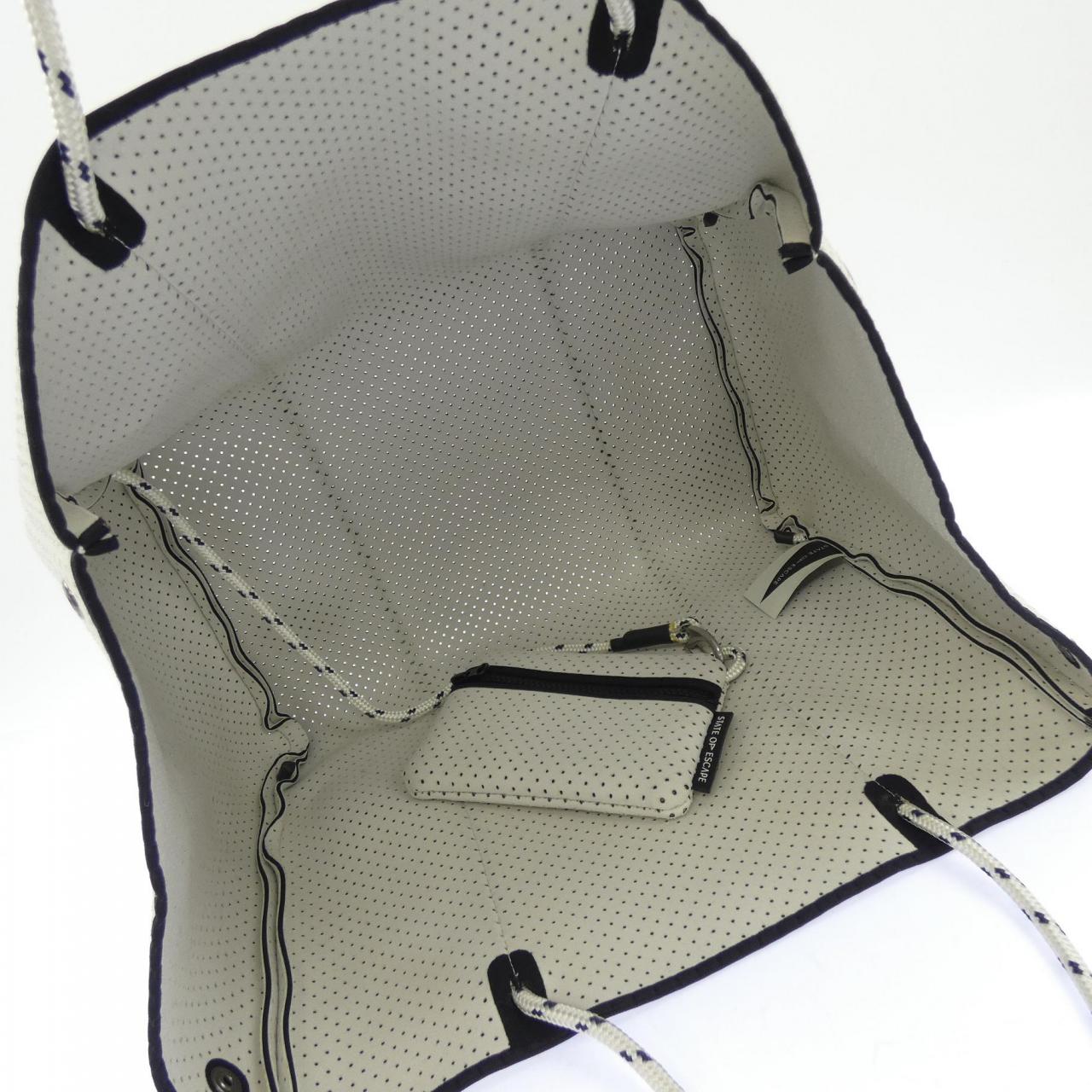 ステイトオブエスケープ STATE OF ESCAPE BAG