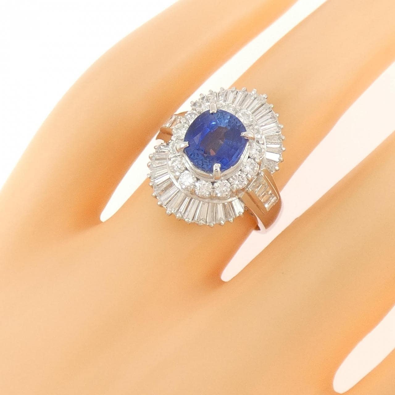 PT900 サファイヤ リング 2.09CT