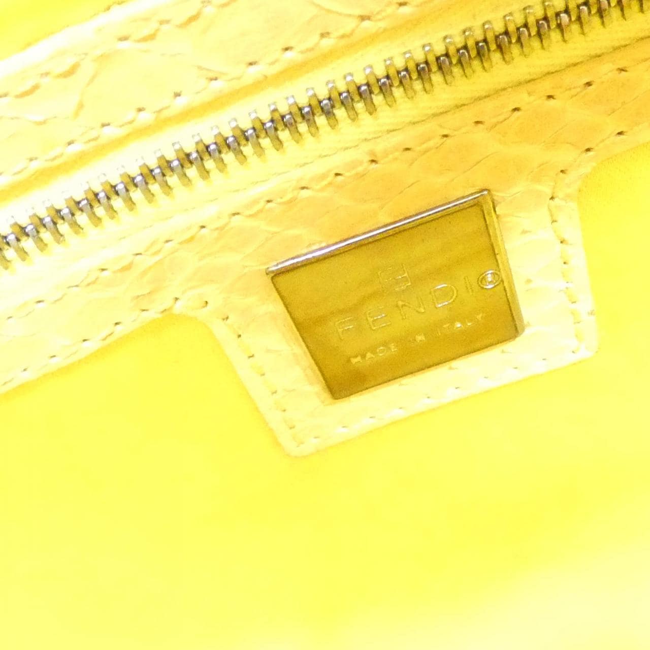 【ヴィンテージ】フェンディ バゲット 26424 ショルダーバッグ