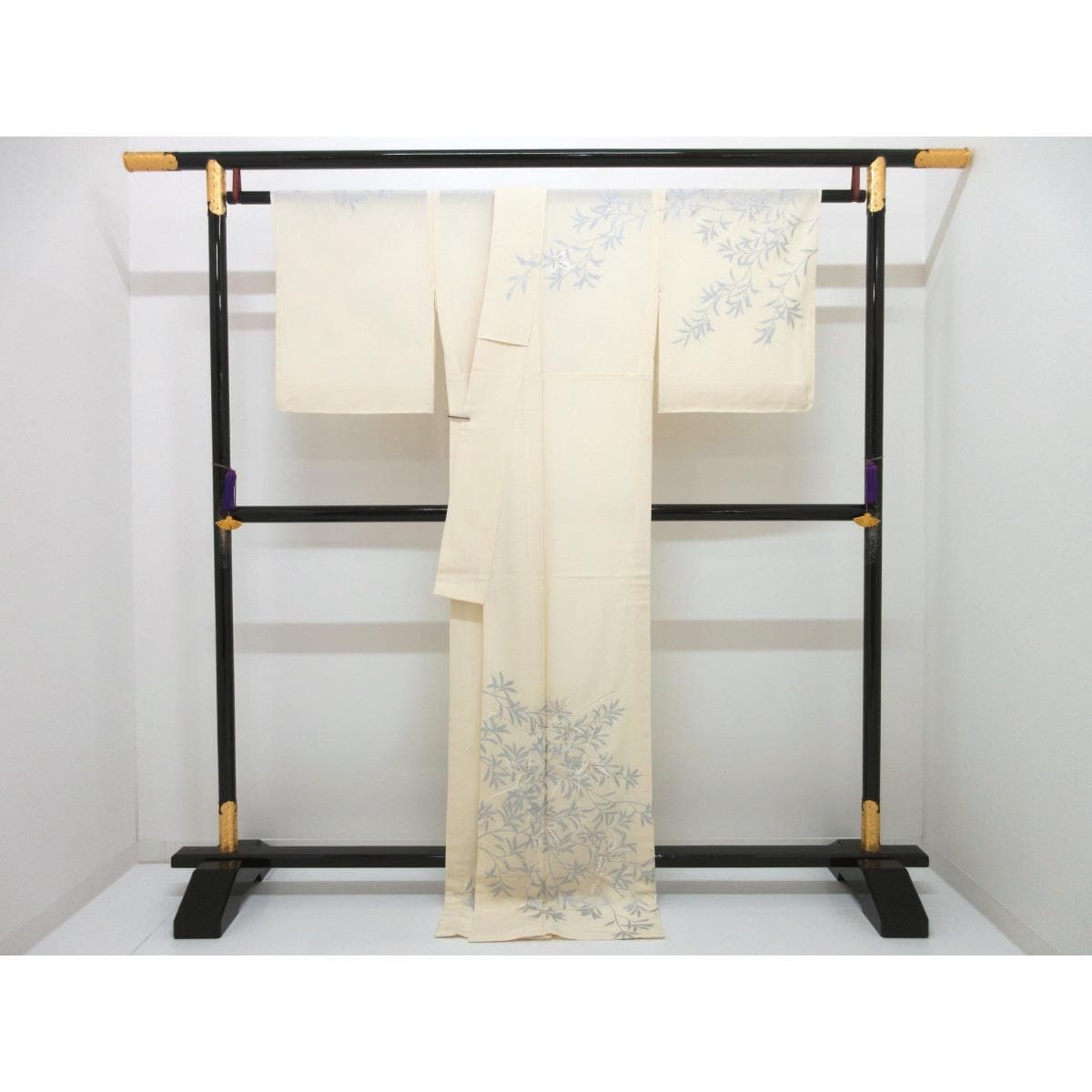 【未使用品】単衣　駒絽訪問着　銀彩友禅刺繍入り
