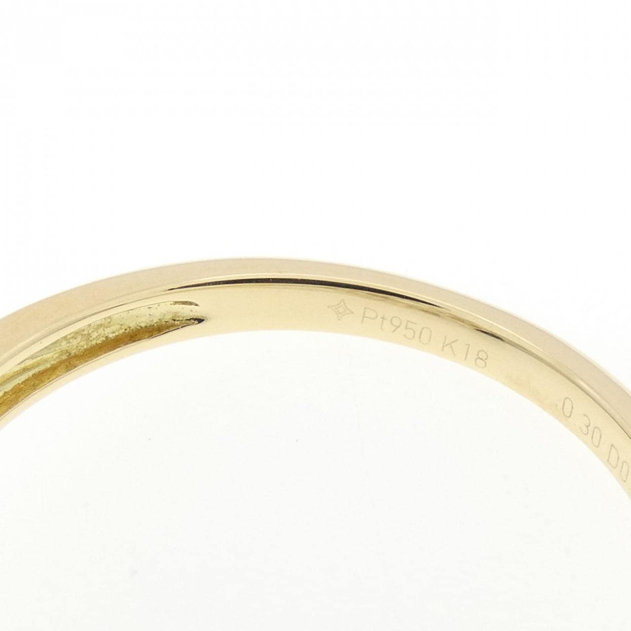 ジーエスティービー ダイヤモンド リング 0.30CT