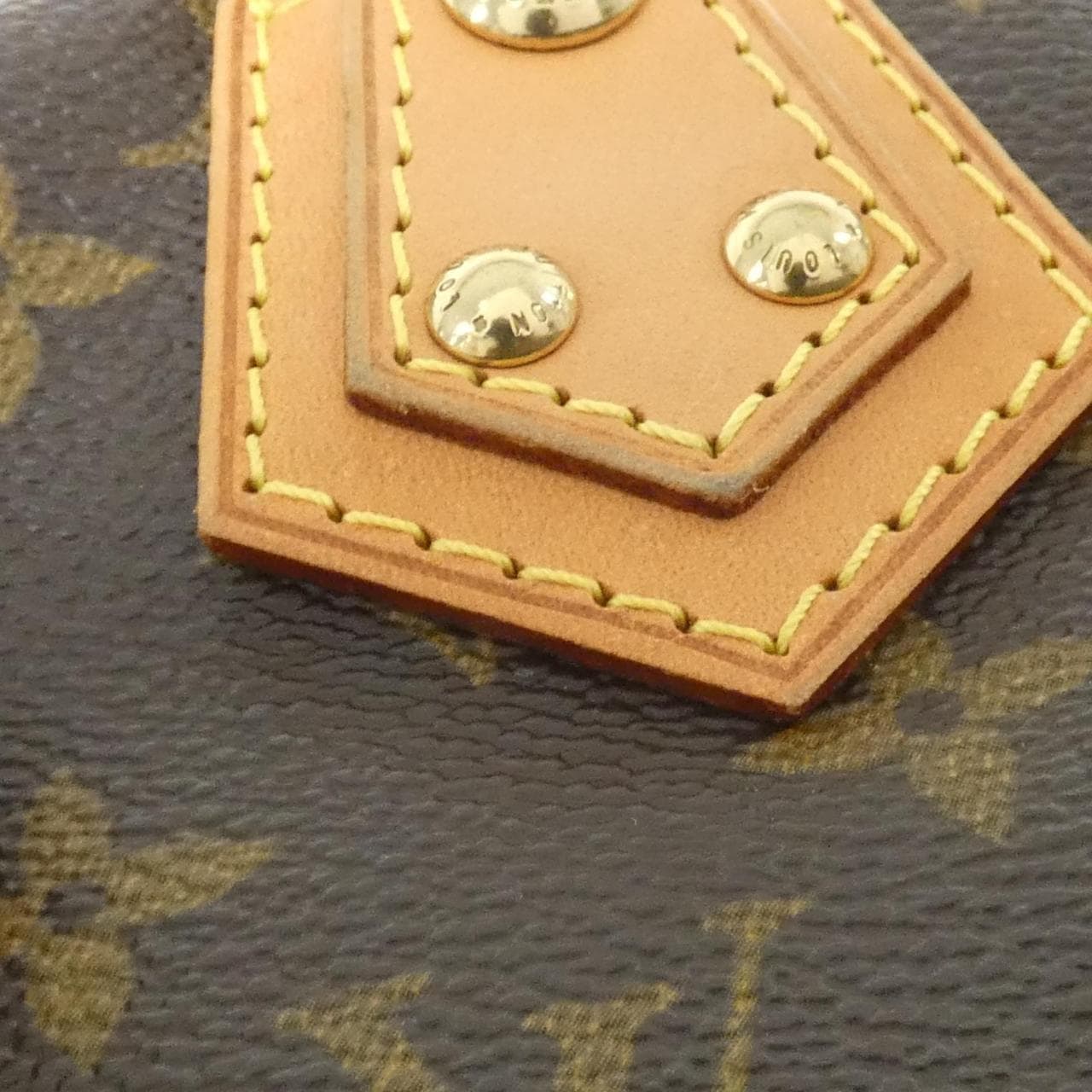 LOUIS VUITTON Monogram曼哈顿 PM M40026 包