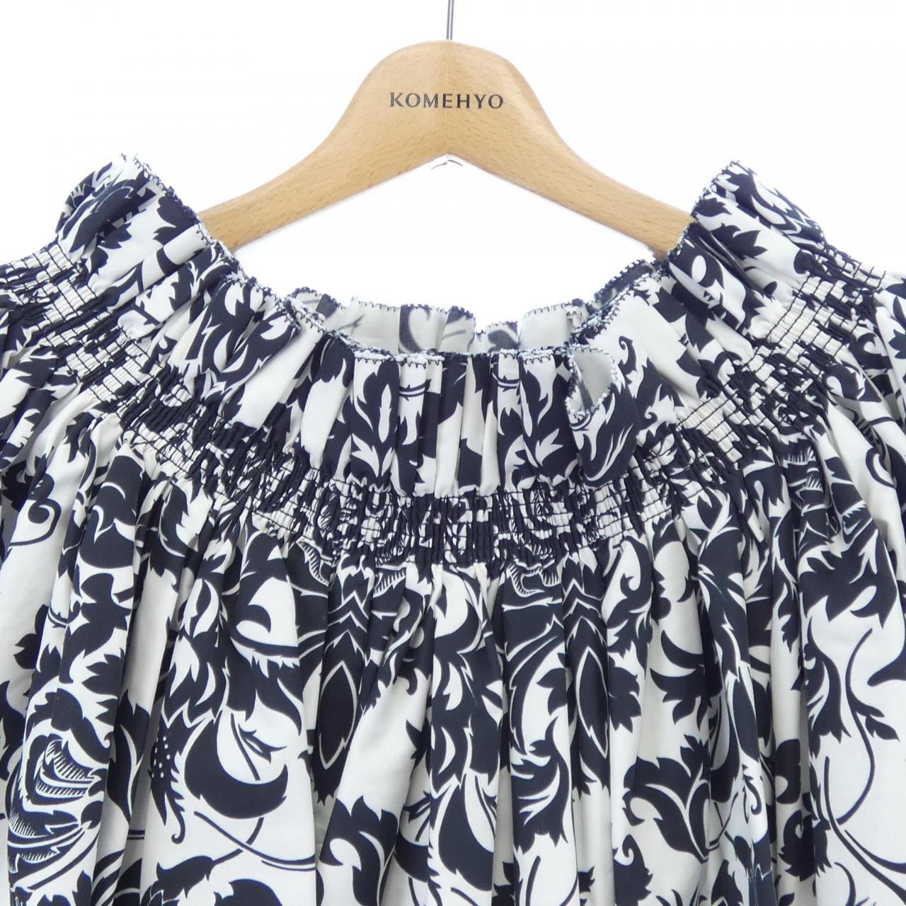 クリスチャンディオール CHRISTIAN DIOR 311B10A3130 トップス