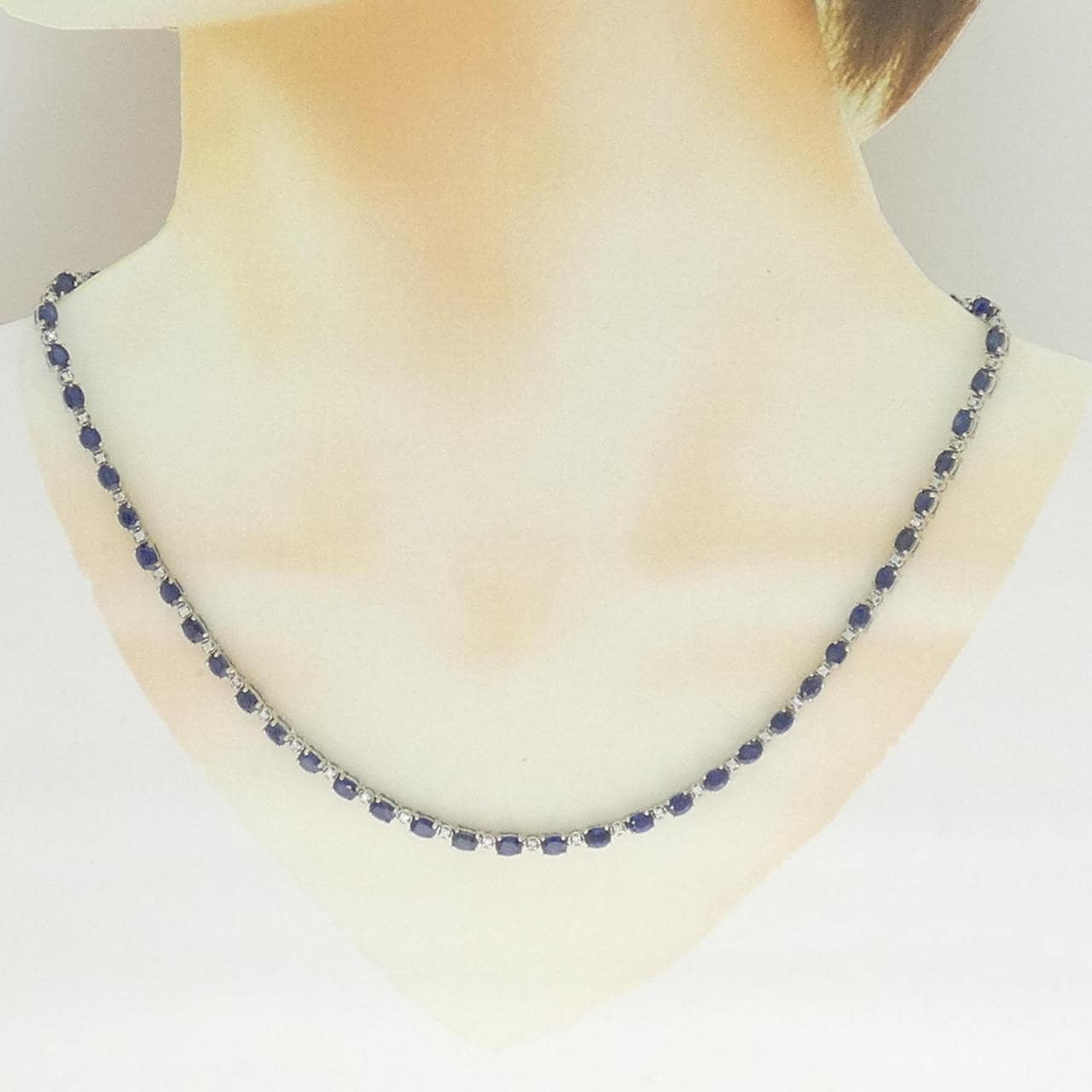 K18WG サファイヤ ネックレス 13.88CT
