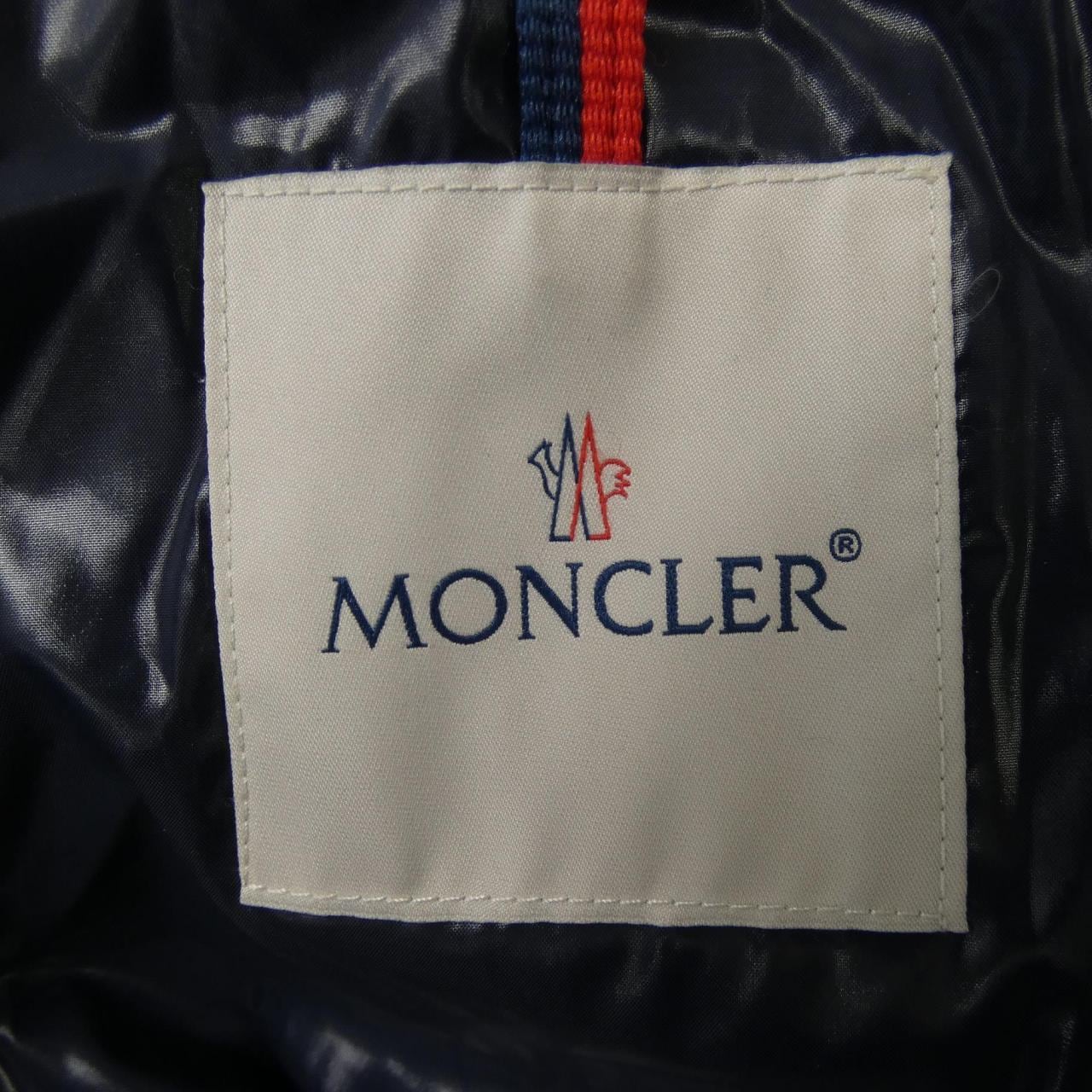 MONCLER蒙克勒羽绒服