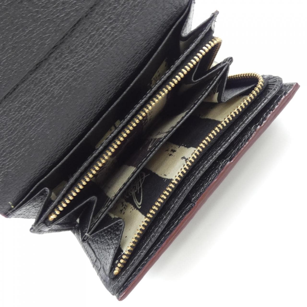 ヴィヴィアンウェストウッド Vivienne Westwood 3318C931 WALLET