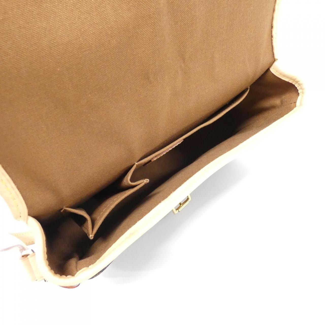 ルイヴィトン モノグラム ソローニュ M42250 ショルダーバッグ