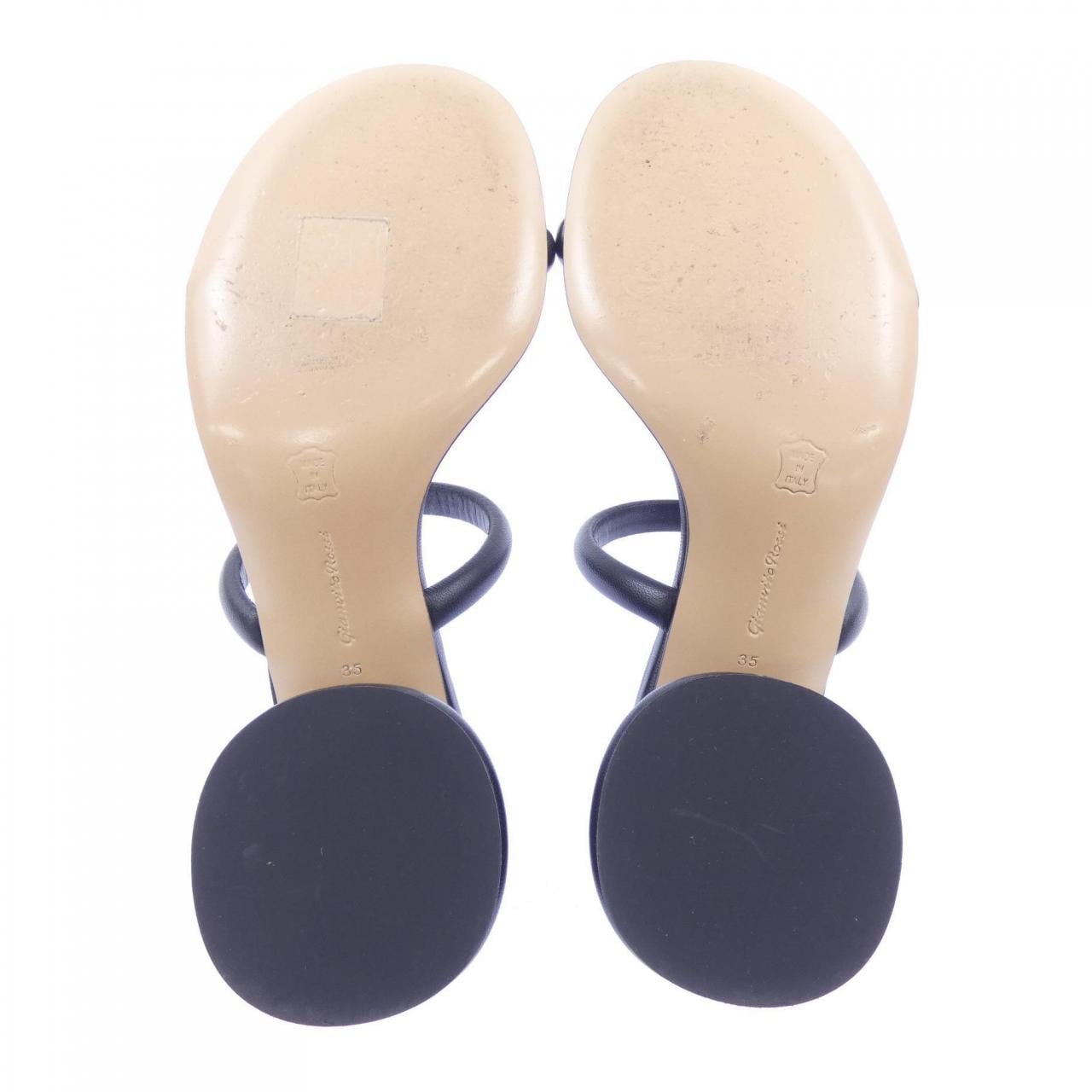 ジャンヴィトロッシ GIANVITO ROSSI サンダル