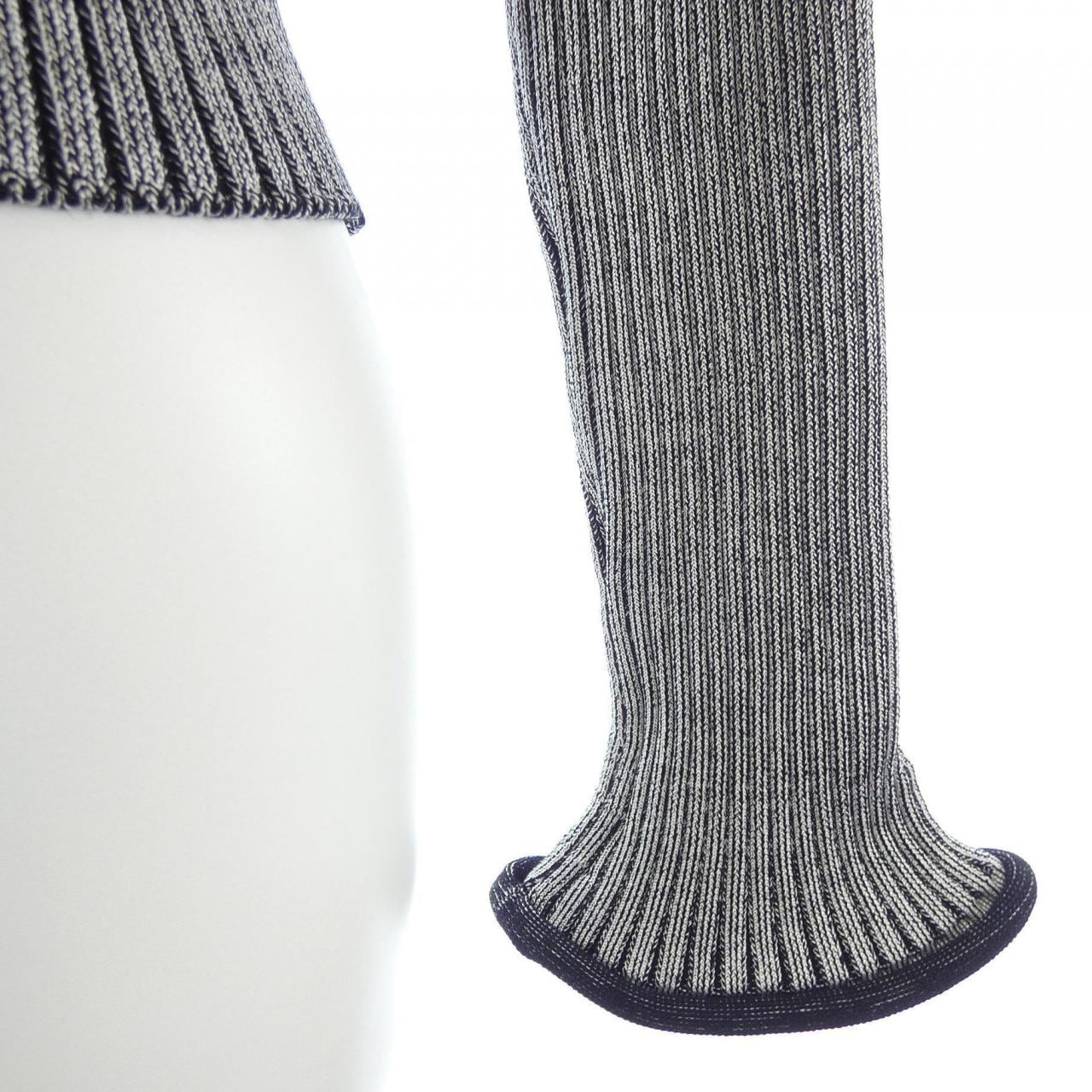 ルイヴィトン LOUIS VUITTON リブドニットトランペット FMKC97LJ3 カーディガン