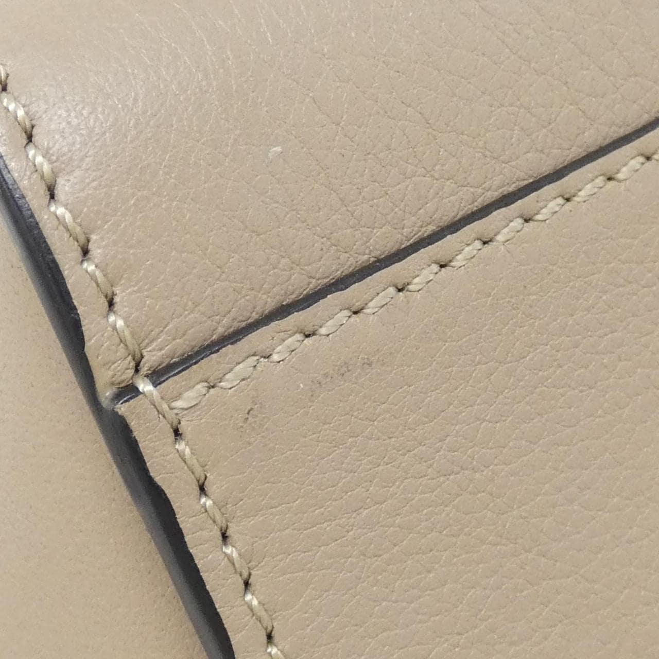 ロエベ ハンモック ドローストリング ミニ 314 30 V07 ショルダーバッグ