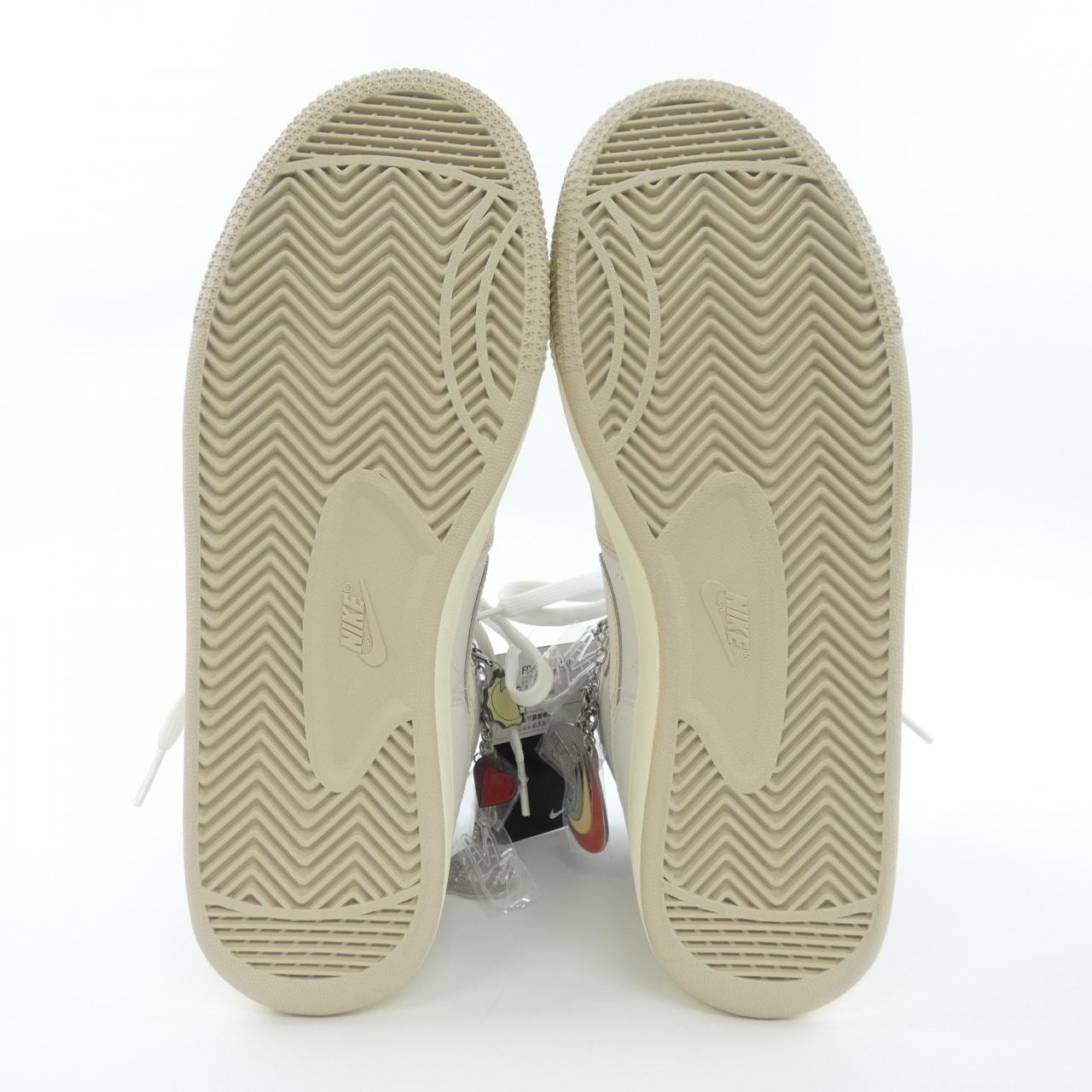 ナイキ NIKE FD8638-100 スニーカー