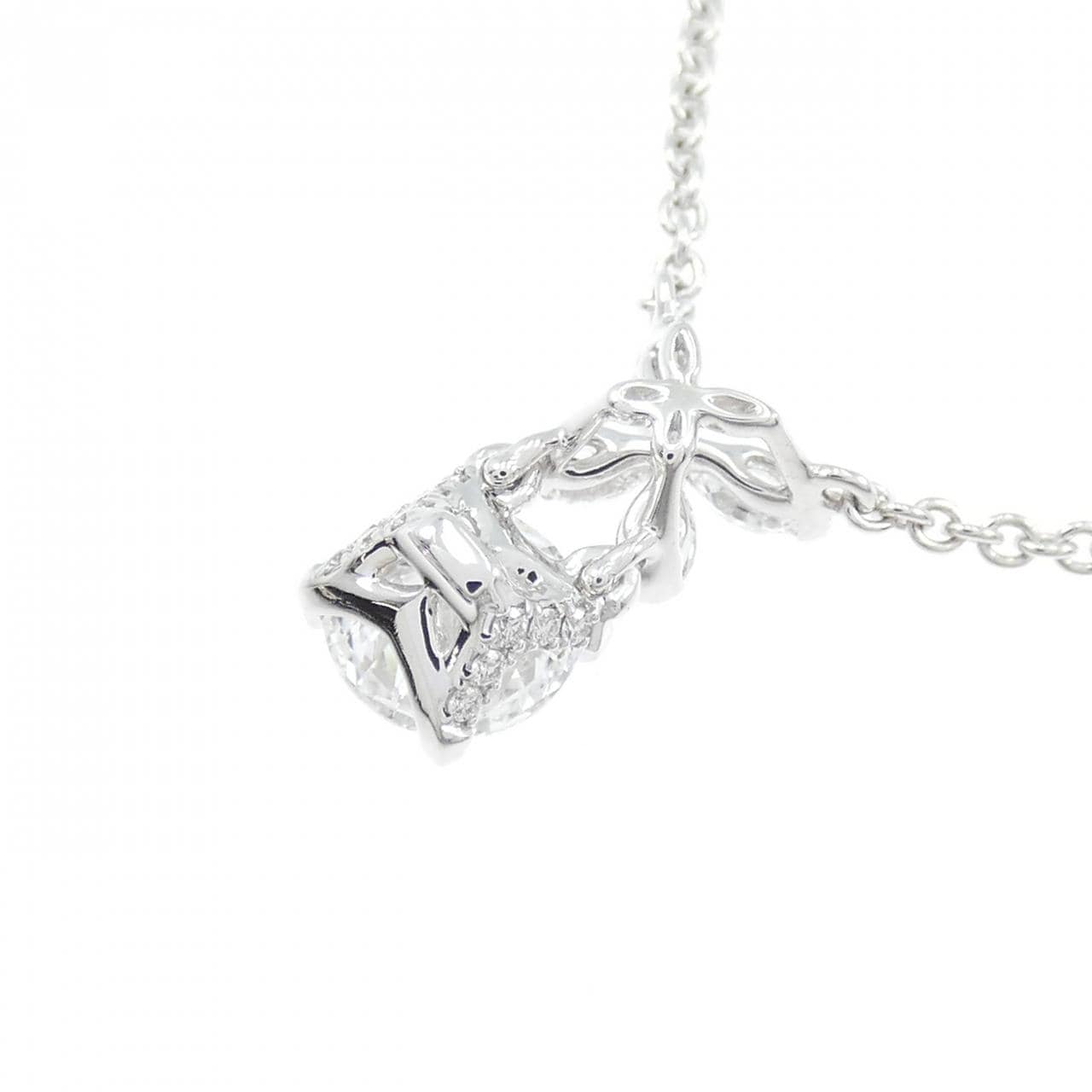 グラフ クラシック バタフライ ネックレス 0.70CT D VVS2 3EXT