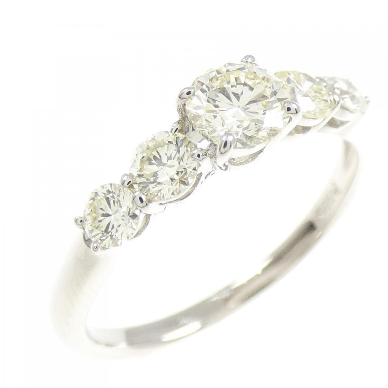 PT950 ダイヤモンド リング 0.85CT