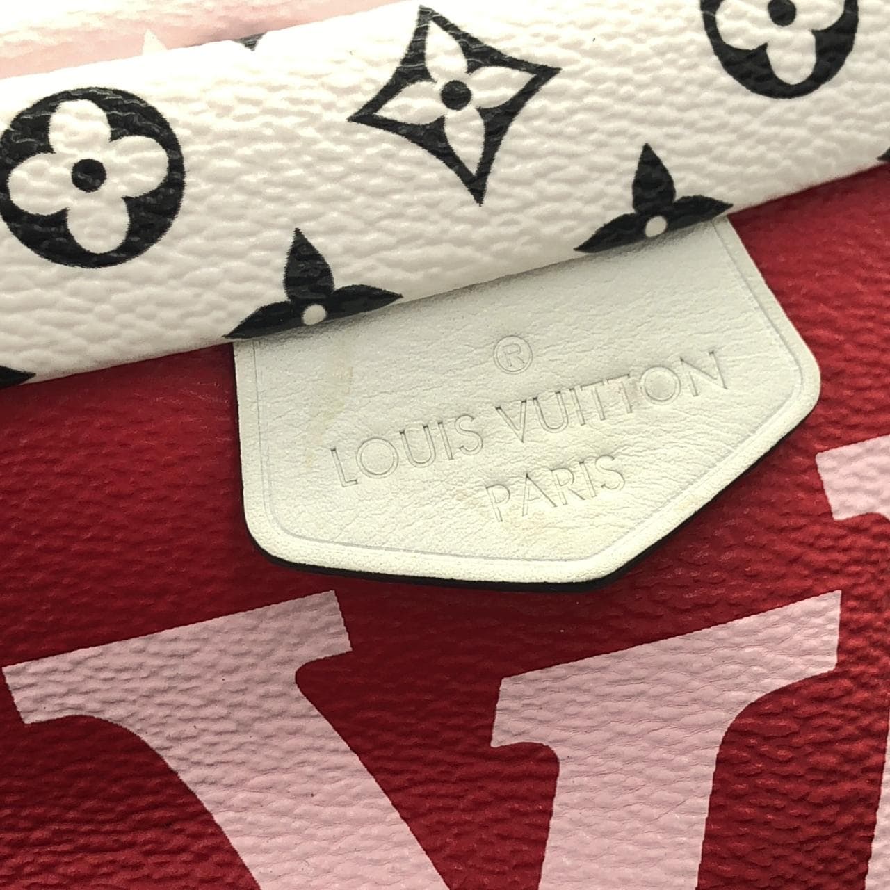 ルイヴィトン モノグラム ジャイアント バムバッグ M44575 ショルダーバッグ