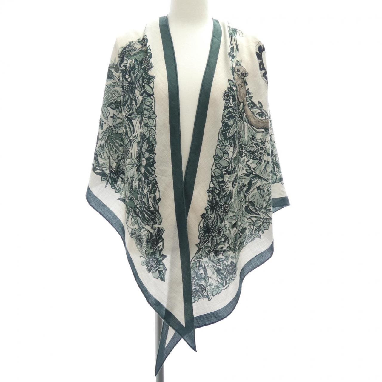 エルメス HERMES JUNGLE LOVE H361876S トライアングルジェアン ショール