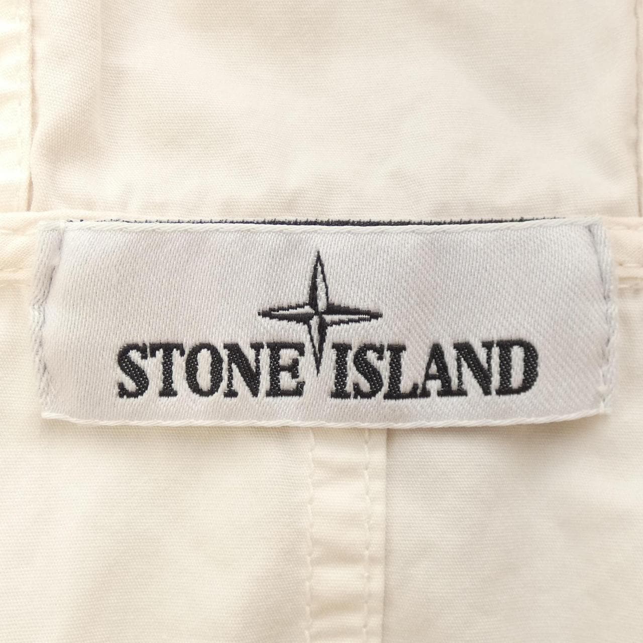 石岛STONE ISLAND夹克