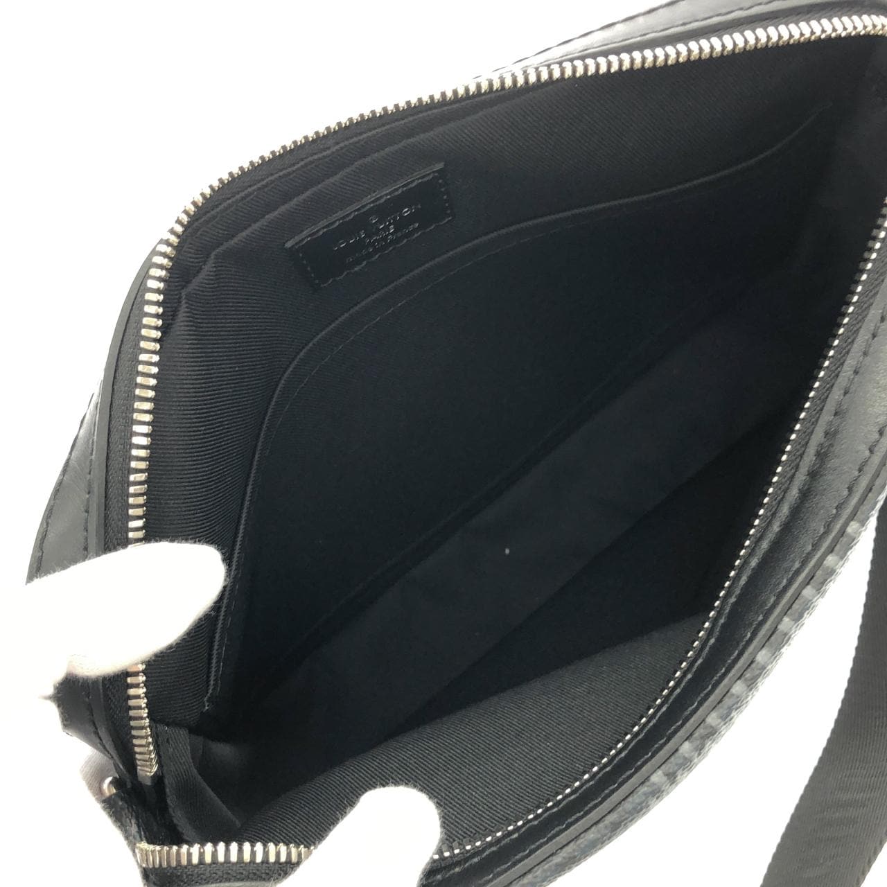 ルイヴィトン ダミエ グラフィット 3D トリオ メッセンジャー N50017 ショルダーバッグ