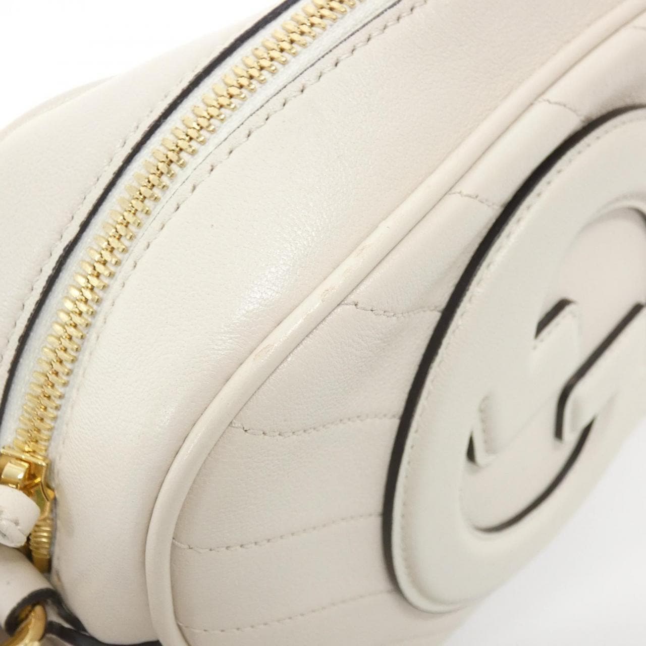 グッチ GUCCI BLONDIE 742360 1IVOG ショルダーバッグ